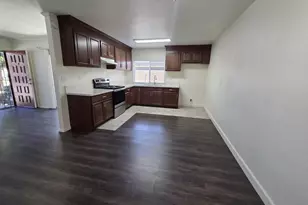 300 Rancho Dr, Chula Vista, CA 91911 - Photo 4