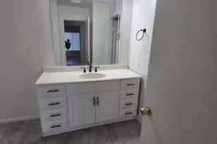 300 Rancho Dr, Chula Vista, CA 91911 - Photo 16