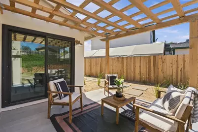 3850 Trieste Drive, Carlsbad, CA 92010 - Photo 32