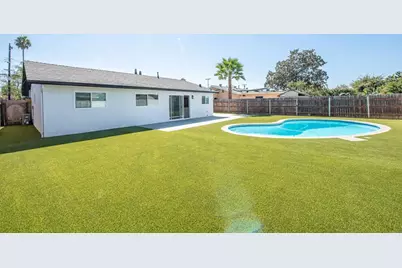 1404 Jefferson Avenue, Escondido, CA 92027 - Photo 4