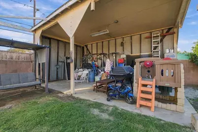 9442 Van Ruiten Street, Bellflower, CA 90706 - Photo 32