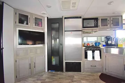 681 I Street #C14, Chula Vista, CA 91910 - Photo 10