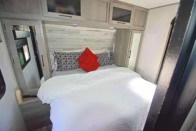 681 I Street #C14, Chula Vista, CA 91910 - Photo 16
