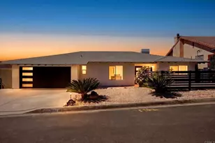 1024 Circle Dr, Escondido, CA 92025 - Photo 2
