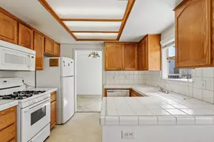 16910 S Dalton Ave, Gardena, CA 90247 - Photo 4