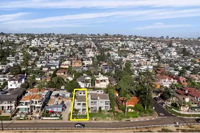 2371 San Elijo Avenue, Cardiff by the Sea, CA 92007 - Photo 4