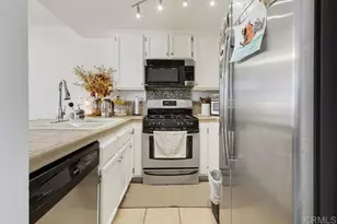 1953 Wellington Ln, Vista, CA 92081 - Photo 12
