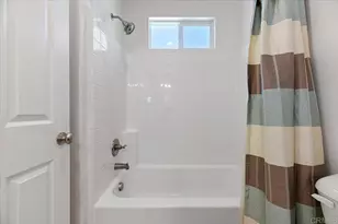 210 20th St, Upland, CA 91784 - Photo 26