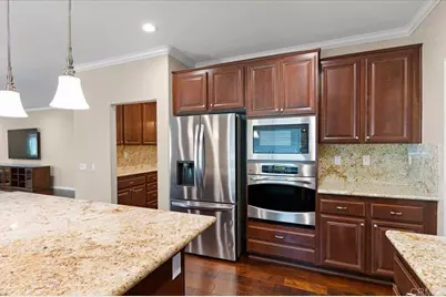 210 20th Street, Upland, CA 91784 - Photo 10