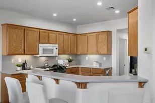 425 S Meadowbrook Dr, San Diego, CA 92114 - Photo 10