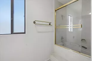 351 G Ave, Coronado, CA 92118 - Photo 22