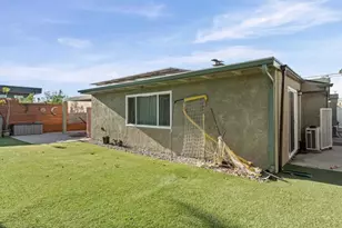 9215 Huntington Ave, San Diego, CA 92123 - Photo 24