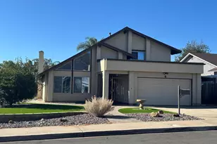 10735 Valor Pl, Santee, CA 92071 - Photo 4