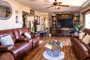 7121 Skyline Dr, San Diego, CA 92114 - Photo 4