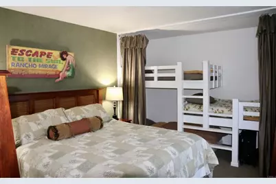 137 S Torremolinos, Rancho Mirage, CA 92270 - Photo 24