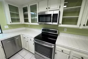 137 S Torremolinos, Rancho Mirage, CA 92270 - Photo 18