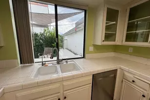 137 S Torremolinos, Rancho Mirage, CA 92270 - Photo 20