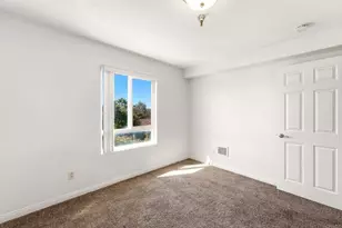 5252 Orange Ave, San Diego, CA 92115 - Photo 14