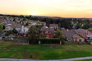 1207 Crystal Spring Dr, Chula Vista, CA 91915 - Photo 46