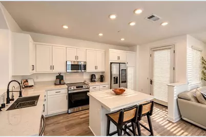 812 Makani St #2, Chula Vista, CA 91911 - Photo 8