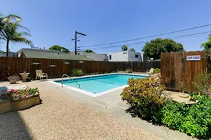 1830 Thomas Ave, San Diego, CA 92109 - Photo 26