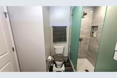 1865 Magdalene Way, San Diego, CA 92110 - Photo 32