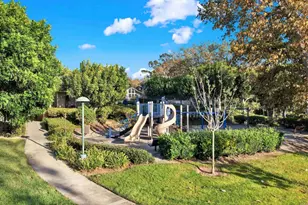 30 Rainbow Falls, Irvine, CA 92603 - Photo 36