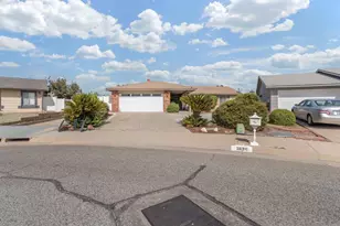 26310 Harrisburg Dr, Menifee, CA 92586 - Photo 24