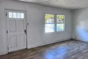 8307 Broadway Ln, Lemon Grove, CA 91945 - Photo 2