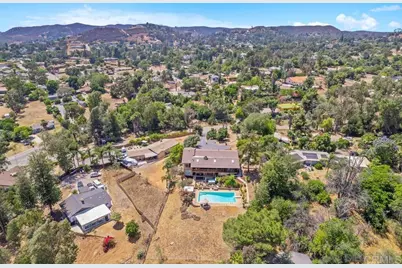 11249 Valle Vista Road, Lakeside, CA 92040 - Photo 12