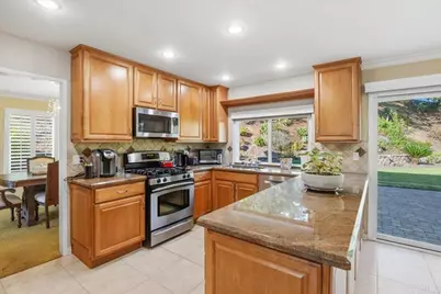 1695 Arnheim Ct, El Cajon, CA 92021 - Photo 8