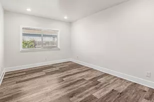 5206 La Paz Dr, San Diego, CA 92114 - Photo 16