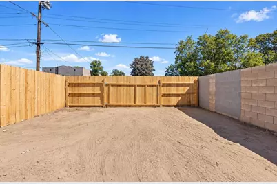1410 Monterey Street, Bakersfield, CA 93305 - Photo 24