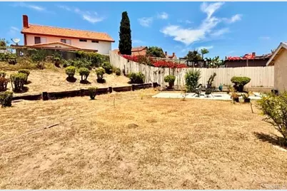 1270 Valencia Pkwy, San Diego, CA 92114 - Photo 14
