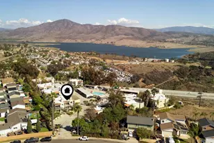 8475 Avenida Anguila, Spring Valley, CA 91977 - Photo 32