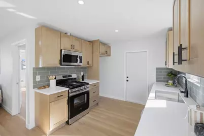 36 E Prospect St, Chula Vista, CA 91911 - Photo 14