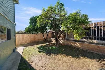 305 E Oxford Street, Chula Vista, CA 91911 - Photo 32
