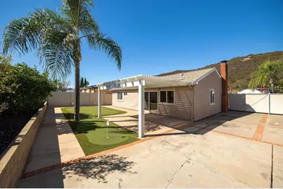 7463 Barker Way, San Diego, CA 92119 - Photo 18