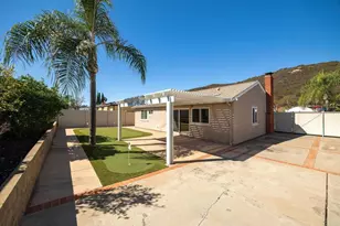 7463 Barker Way, San Diego, CA 92119 - Photo 18