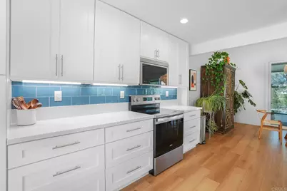 2349 Nicklaus Dr, Oceanside, CA 92056 - Photo 10