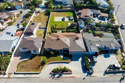 881 First Avenue, Chula Vista, CA 91911 - Photo 2