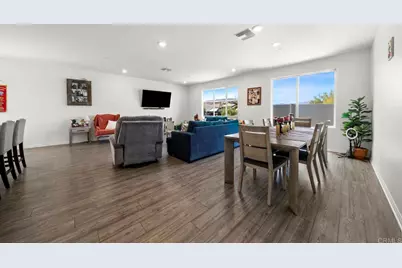 41303 Wizard Court, Lake Elsinore, CA 92532 - Photo 10