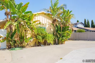 63 L, Chula Vista, CA 91911 - Photo 2