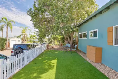 2274 Ediinburg, Cardiff by the Sea, CA 92007 - Photo 34