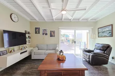 2274 Ediinburg, Cardiff by the Sea, CA 92007 - Photo 10