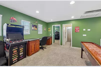 39921 Banyan Street, Murrieta, CA 92563 - Photo 8