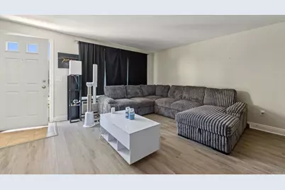 1321 Greenfield Drive #16, El Cajon, CA 92021 - Photo 2