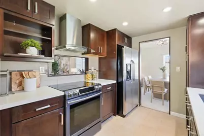 11810 Calamar Drive, San Diego, CA 92124 - Photo 8
