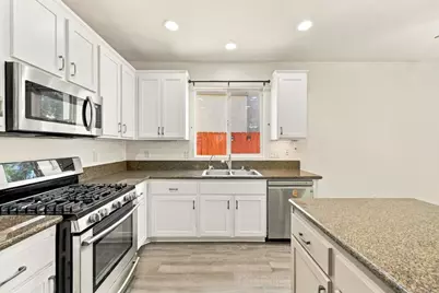8772 Glen Vista Way, Santee, CA 92071 - Photo 12