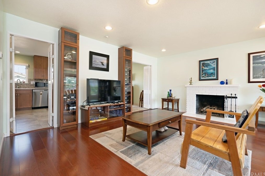 24523 Falena Ave, Lomita, CA 90717